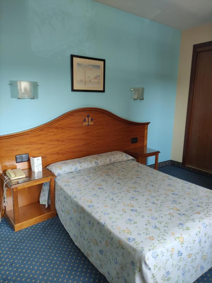 Hotel Ebora By Vivere Stays Talavera de la Reina Εξωτερικό φωτογραφία